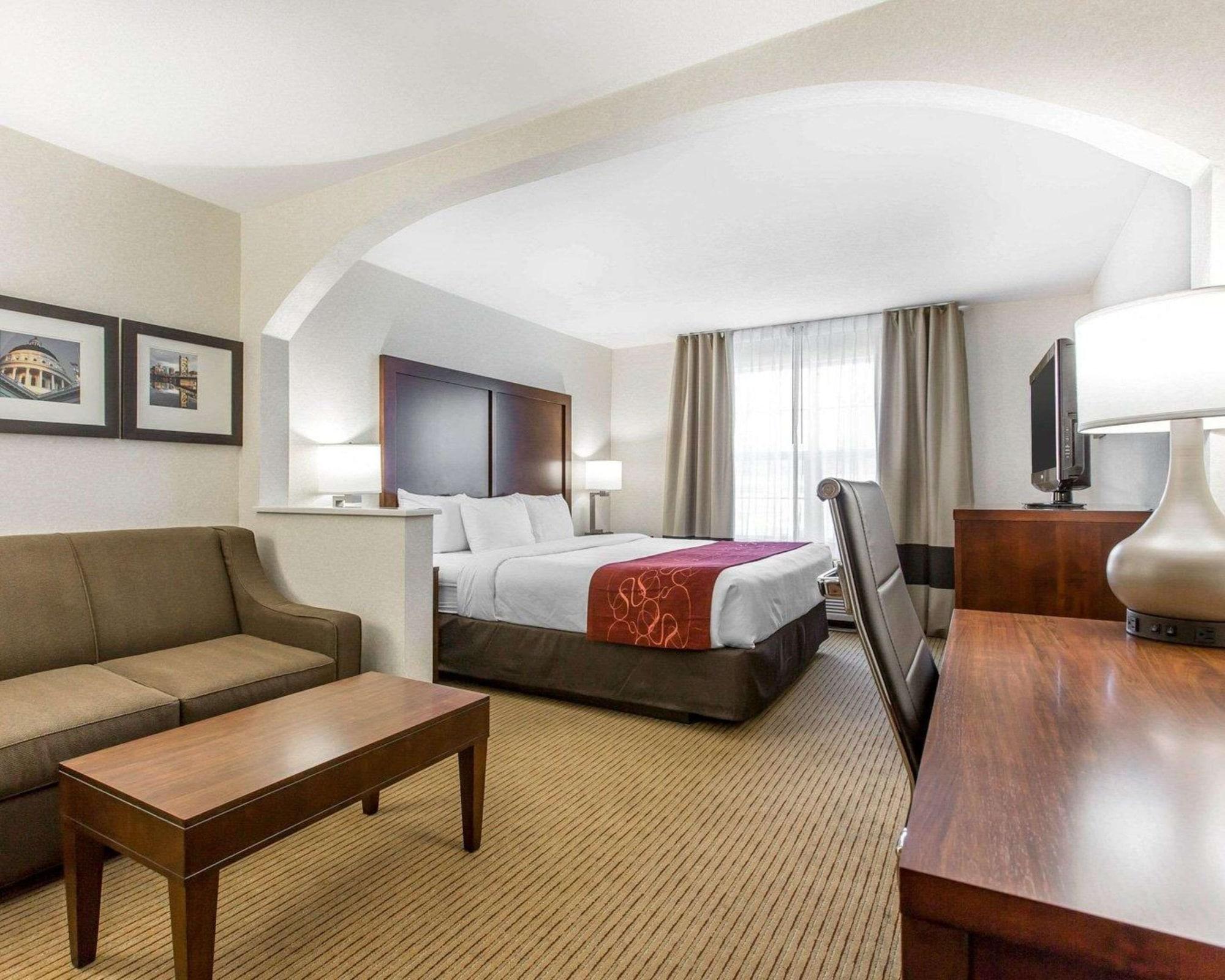 Comfort Suites Downtown Сакраменто Экстерьер фото